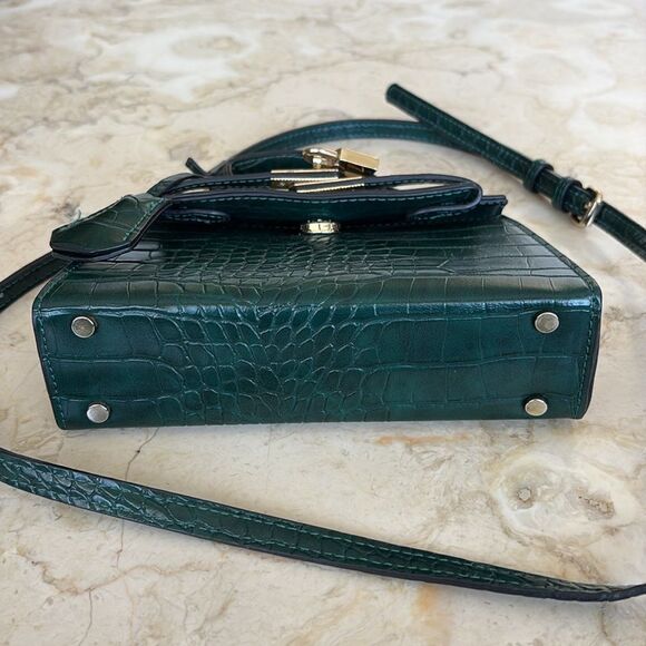 Mini Croc Embossed Vegan Leather Kelly Crossbody Bag - Picture 8 of 11